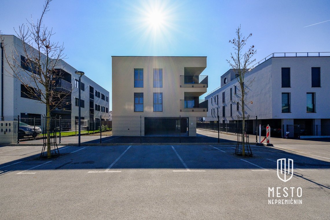 Three-room apartment in Vila Block Slape 2 – 22