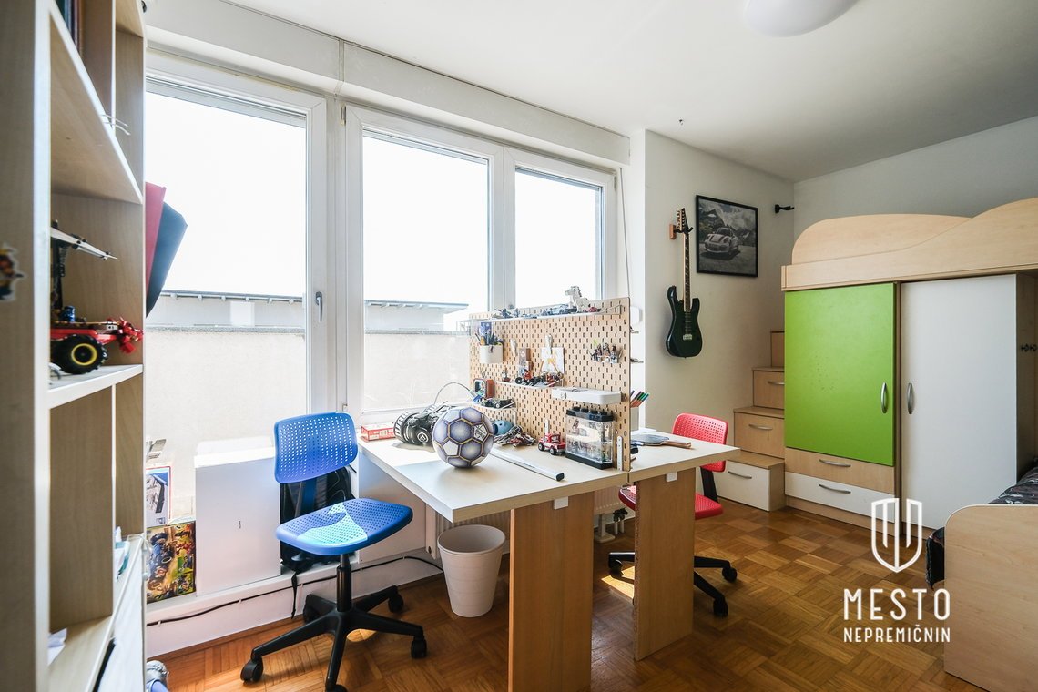Štirisobno stanovanje na Brodu – 12
