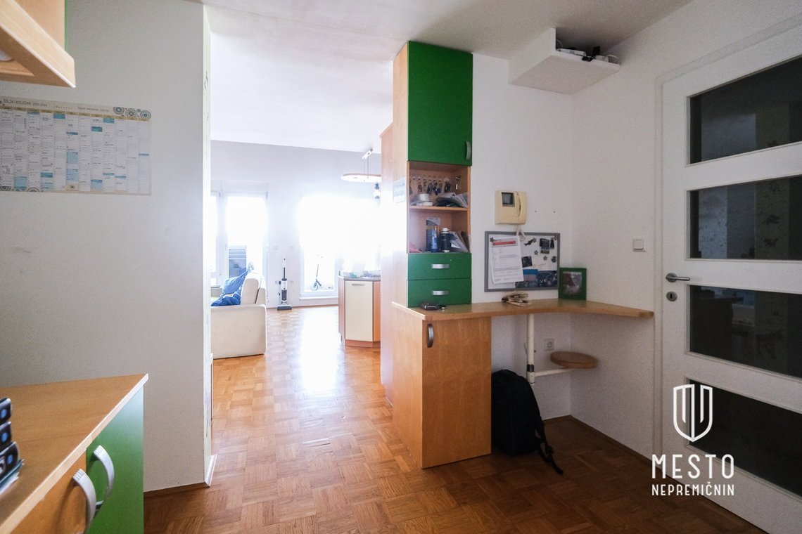 Štirisobno stanovanje na Brodu – 19