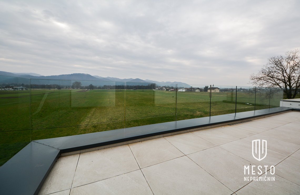 A newer house in Dol pri Ljubljani – 10
