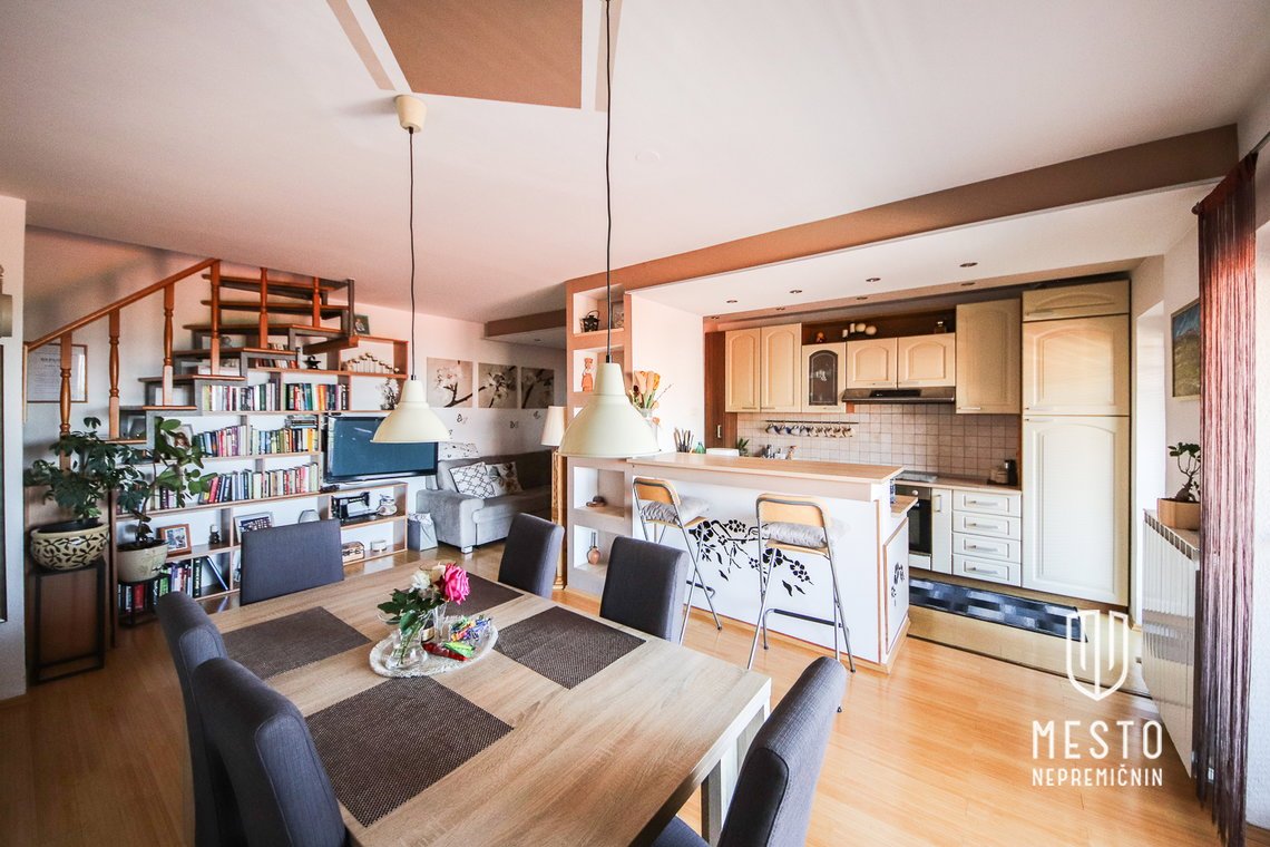 Four-bedroom apartment with sea view in Koper – 5