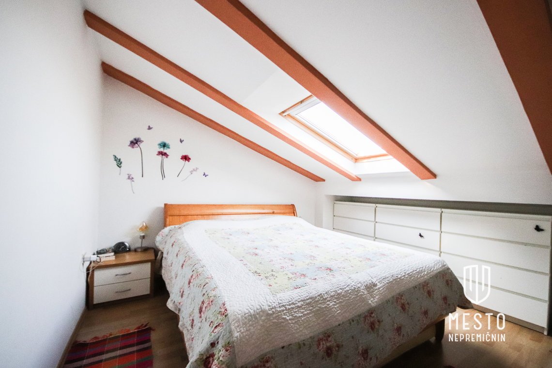 Four-bedroom apartment with sea view in Koper – 10