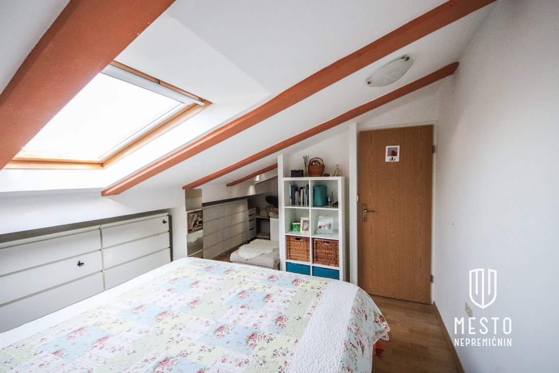 Four-bedroom apartment with sea view in Koper – 11