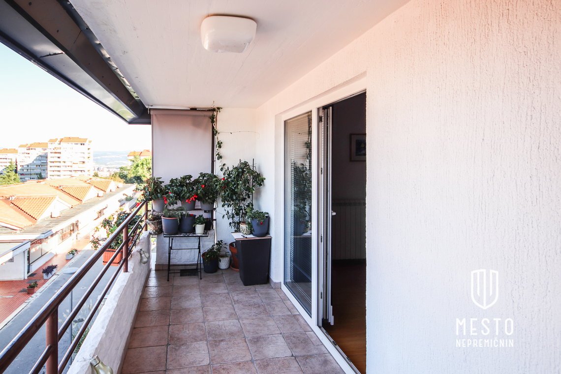 Four-bedroom apartment with sea view in Koper – 18