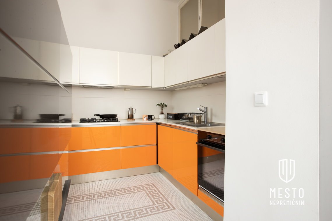 Four-room apartment in the center – 2