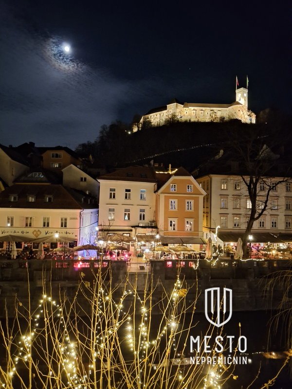 Four-room apartment in the center of Ljubljana, view of the Ljubljanica – 16