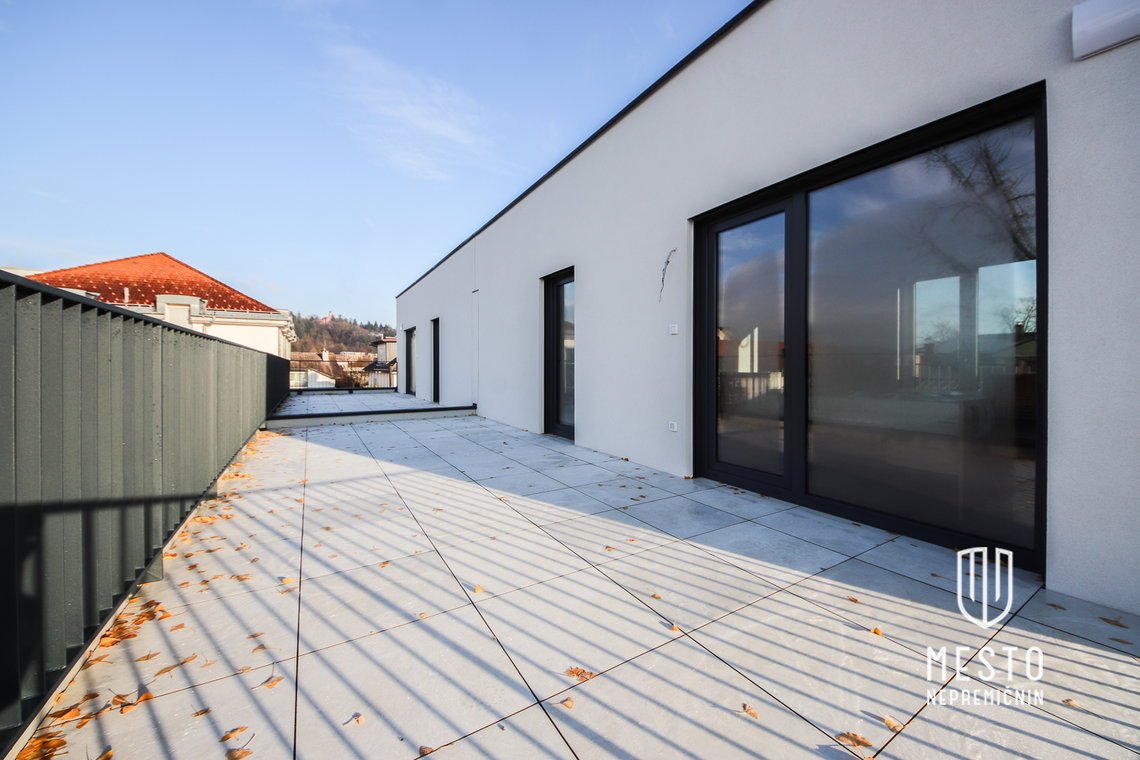 Duplex / two-family house in Rožni Dolina – 15