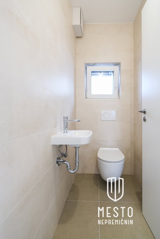 Three-bedroom apartment in Nadgorica – 7
