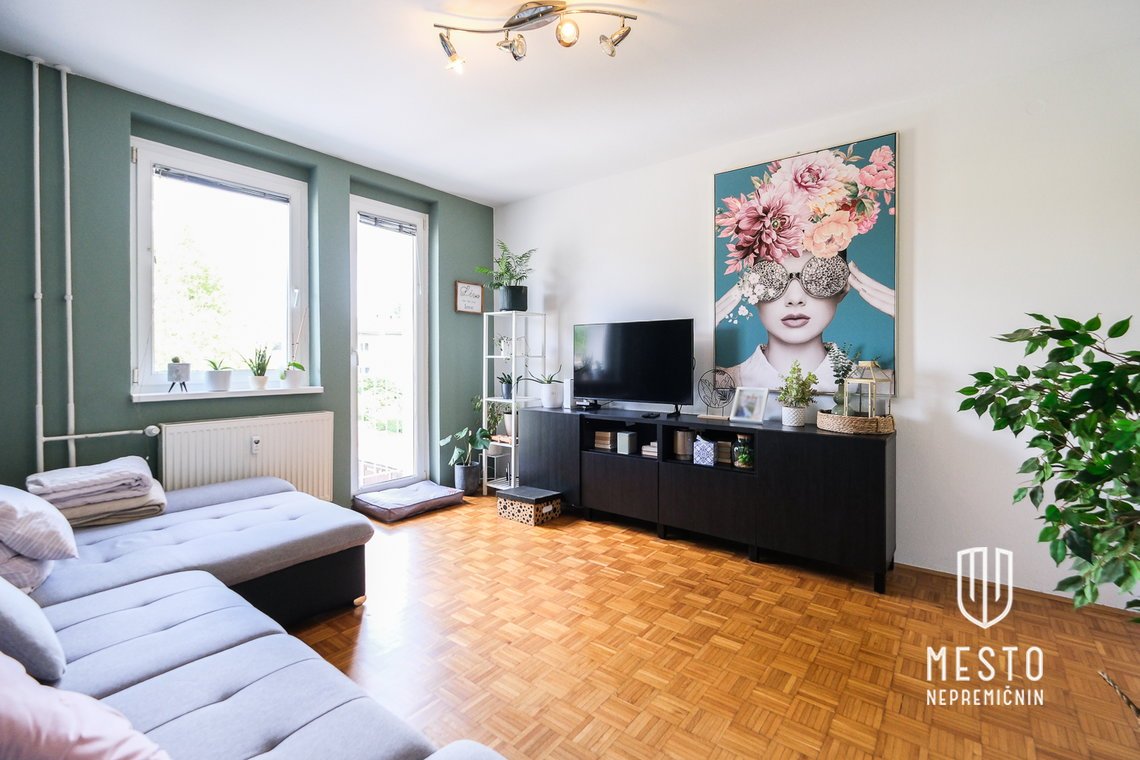 Two-bedroom apartment in Kolezija – 3