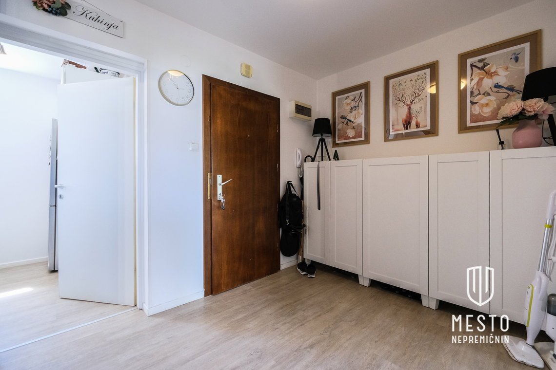 Two-bedroom apartment in Kolezija – 16