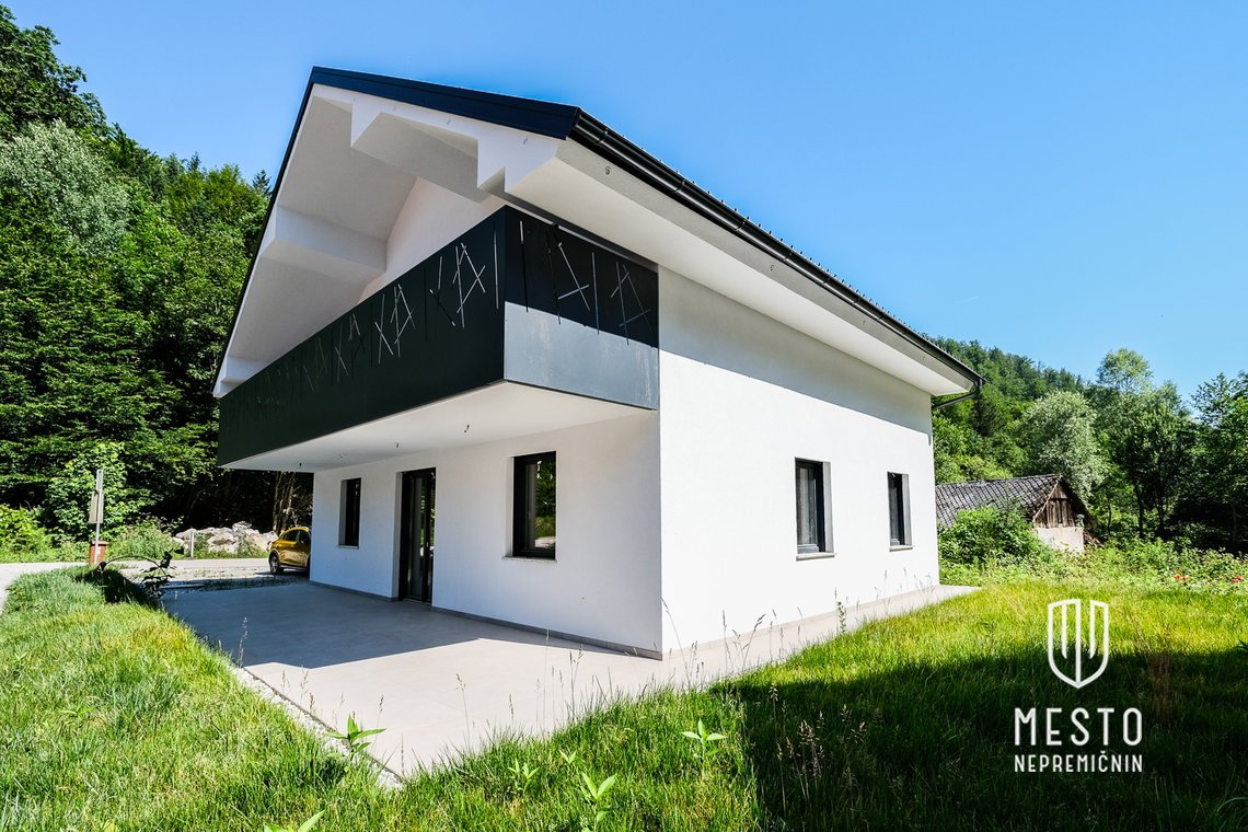 Samostojna hiša v Sori pri Medvodah – 14