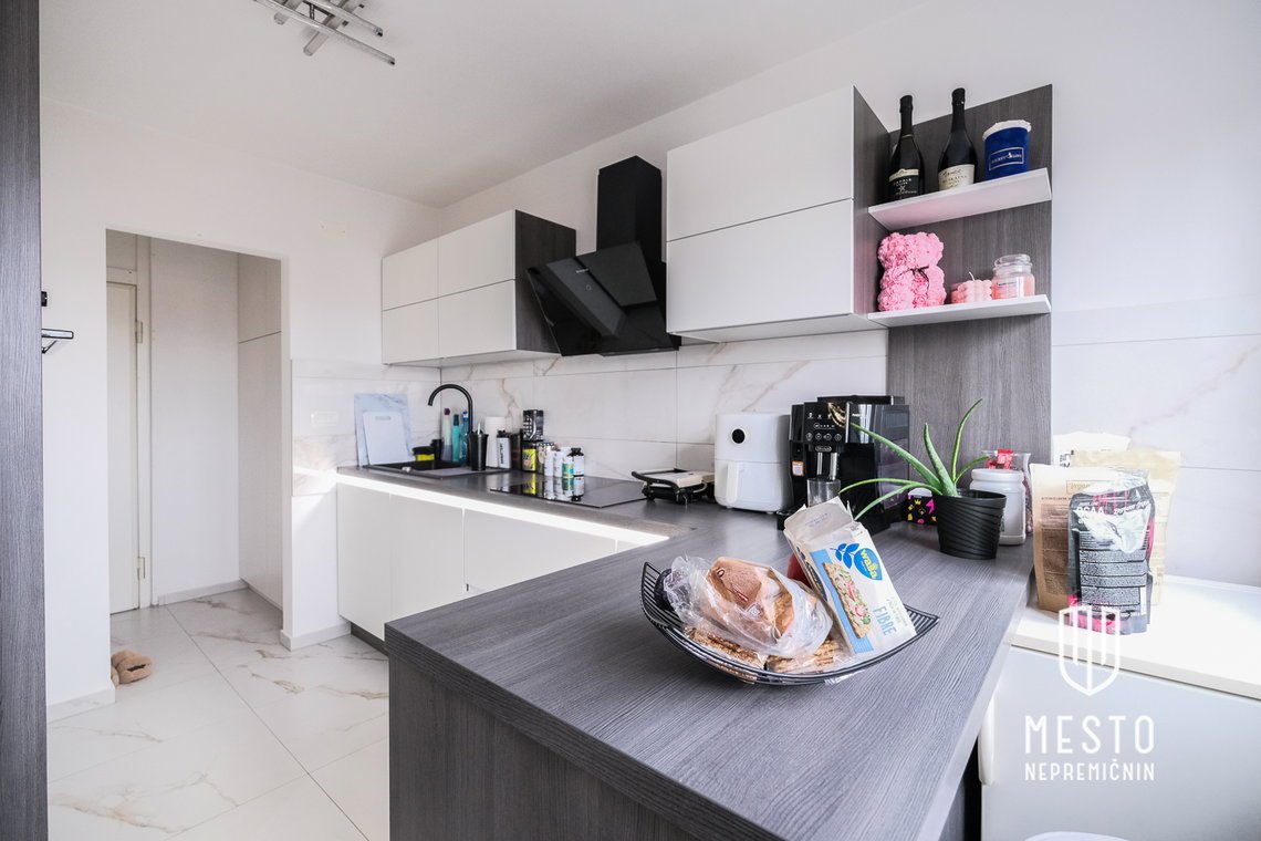 Three-room apartment in Spodnja Šiška – Knezova Street – 7