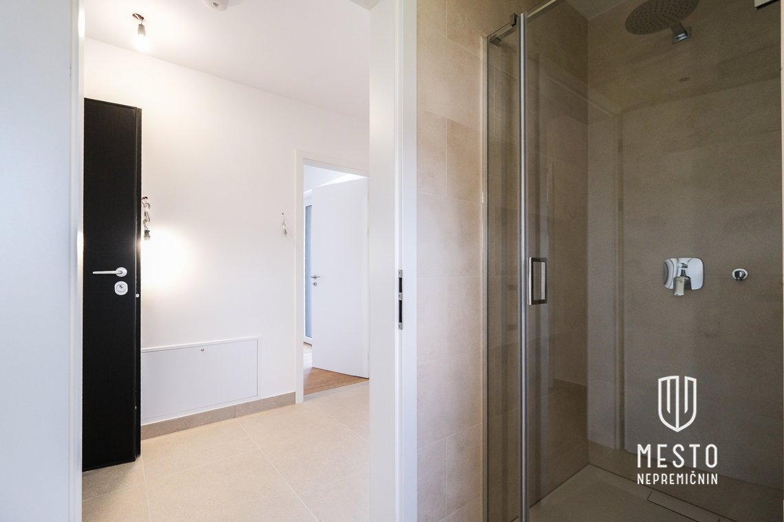 Two-bedroom apartment in Nadgorica – 5