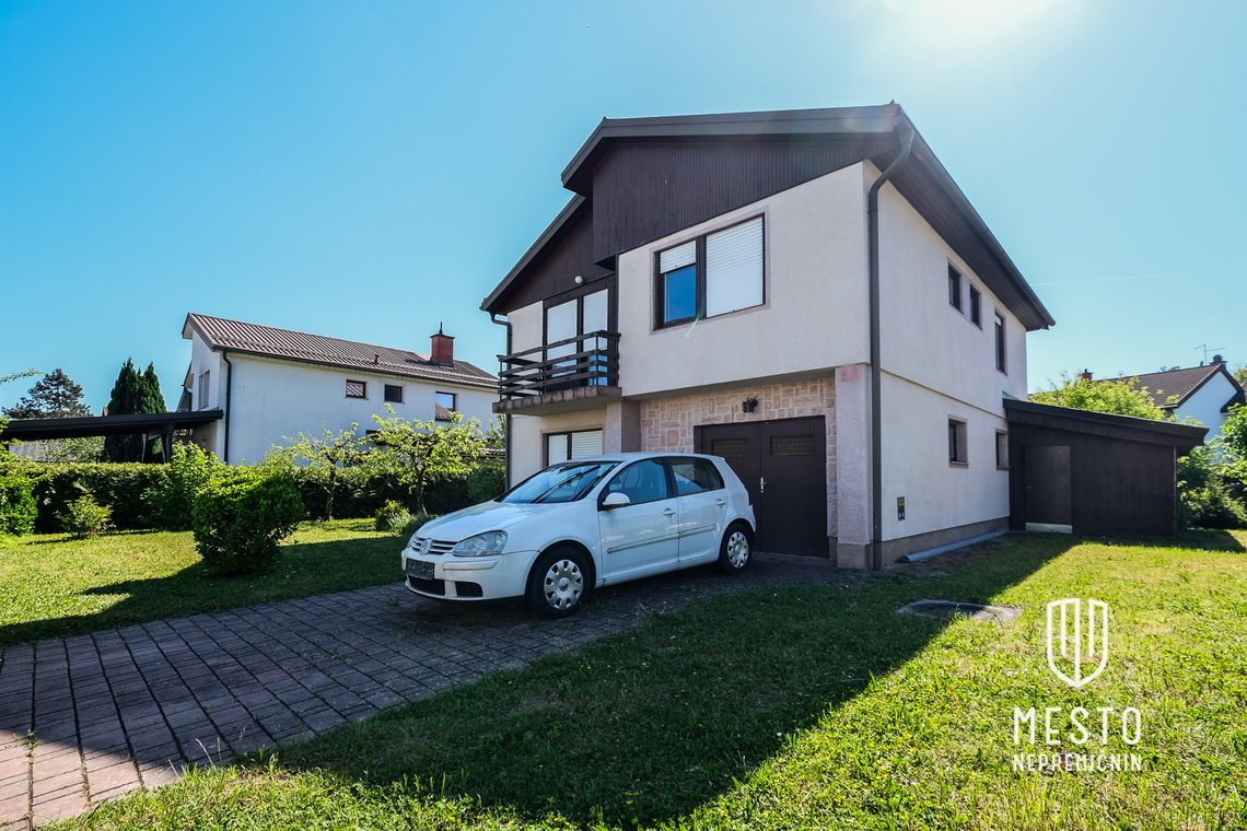 Detached house in Trzin – 2