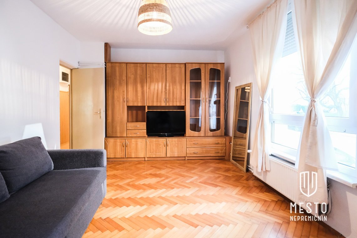Exceptional investment opportunity – two two-bedroom apartments on Potrčeva Street – 11