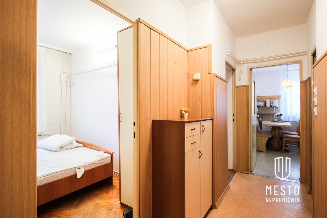 Exceptional investment opportunity – two two-bedroom apartments on Potrčeva Street – 16