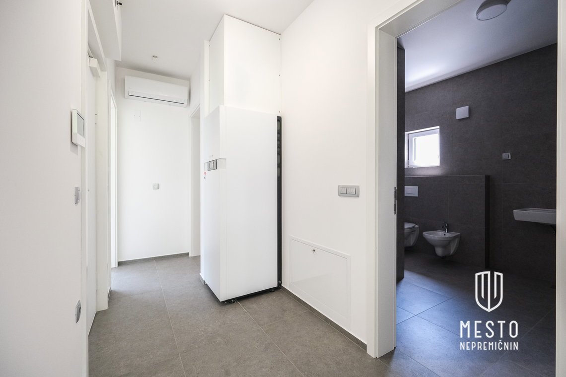 Three-bedroom apartment + garsonette in Grosuplje – 12