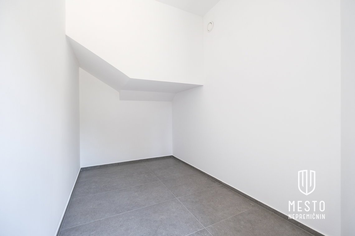 Three-bedroom apartment + garsonette in Grosuplje – 20