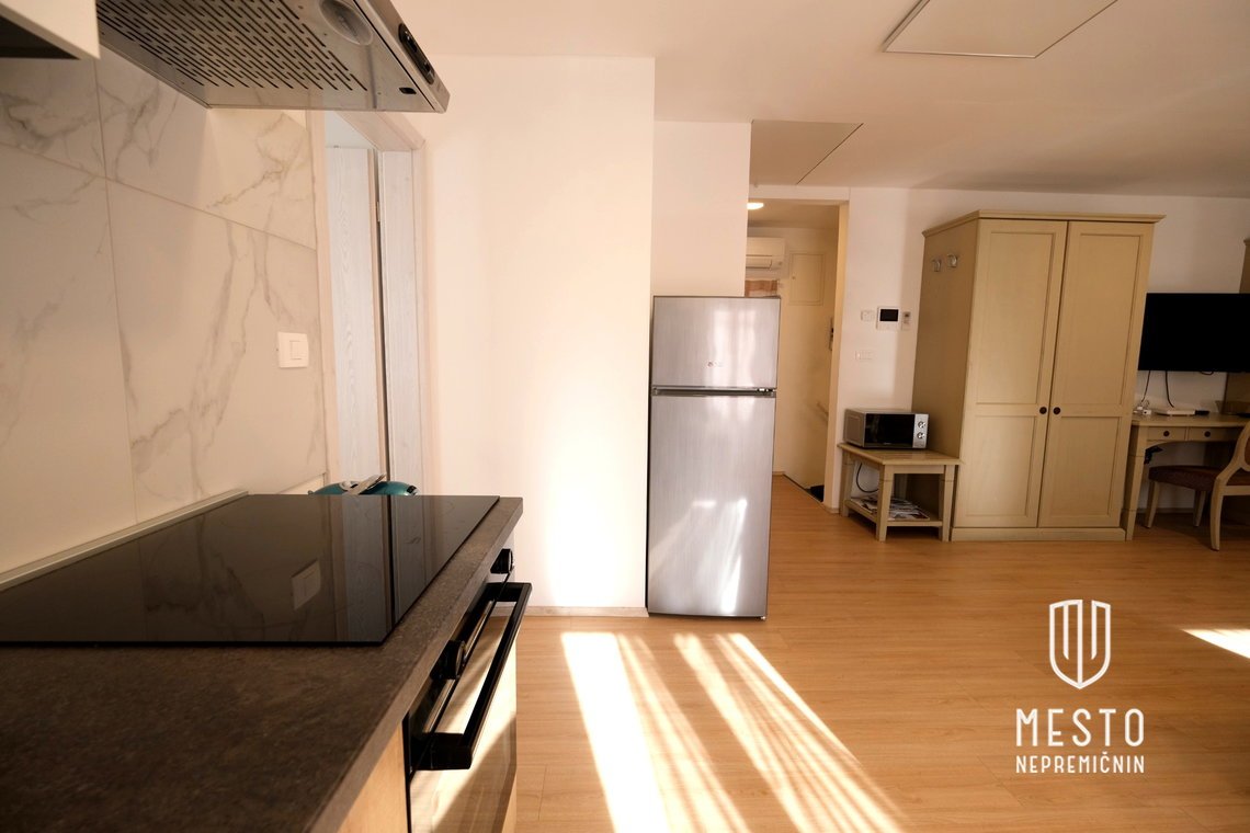 Three-bedroom apartment in Portorož (first floor of a two-family house, built in 1900, fully renovated in 2023) – 8