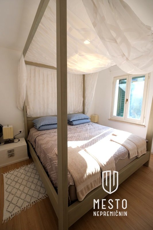 Three-bedroom apartment in Portorož (first floor of a two-family house, built in 1900, fully renovated in 2023) – 15
