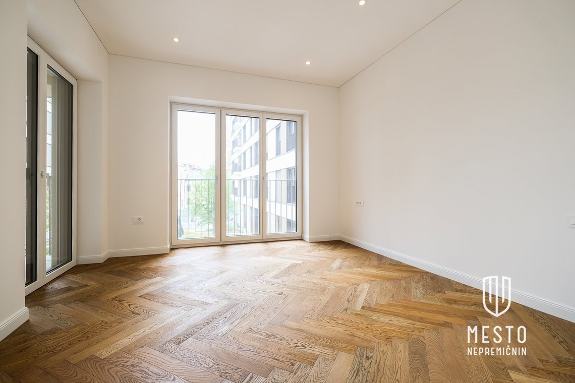 Spacious 4-bedroom apartment – 5